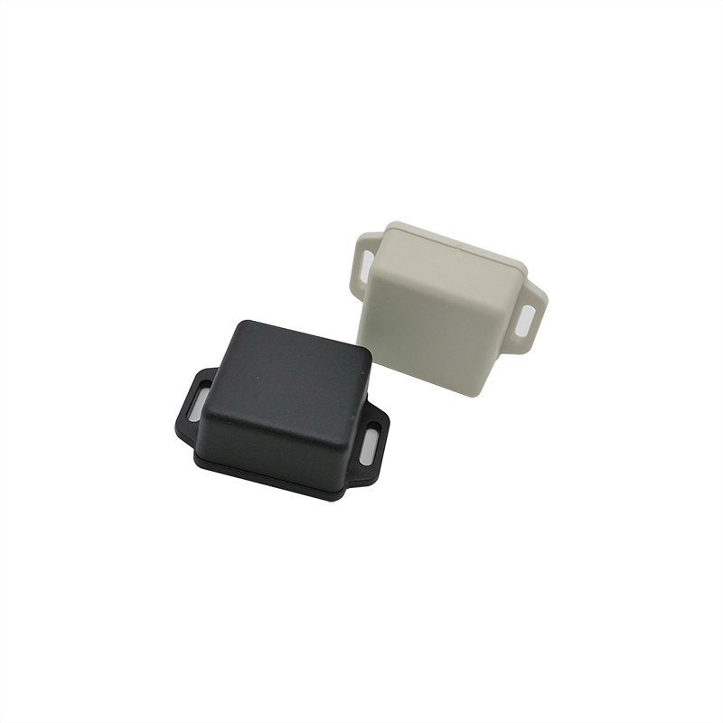 Scatola di giunzione elettrica - Diy Electronics Location recensione e prezzo