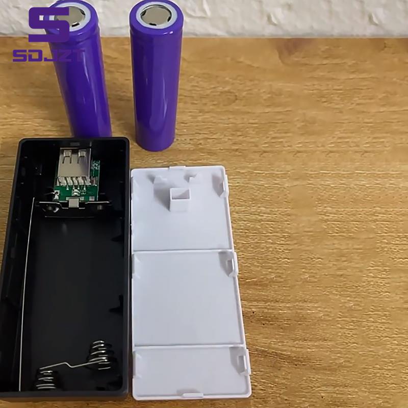 18650 Power Bank Caricabatteri - Diy Electronics Storage recensione e prezzo